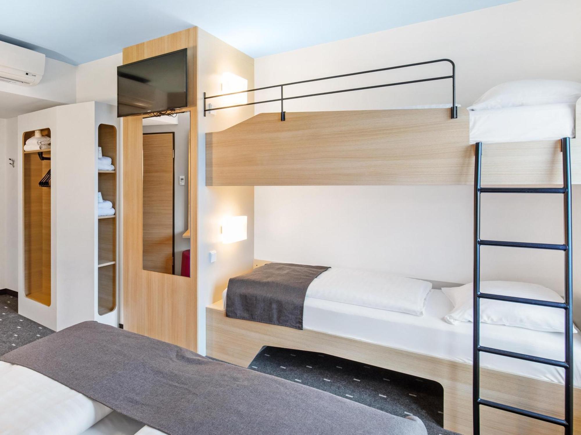 B&B Hotel Lueneburg Екстериор снимка