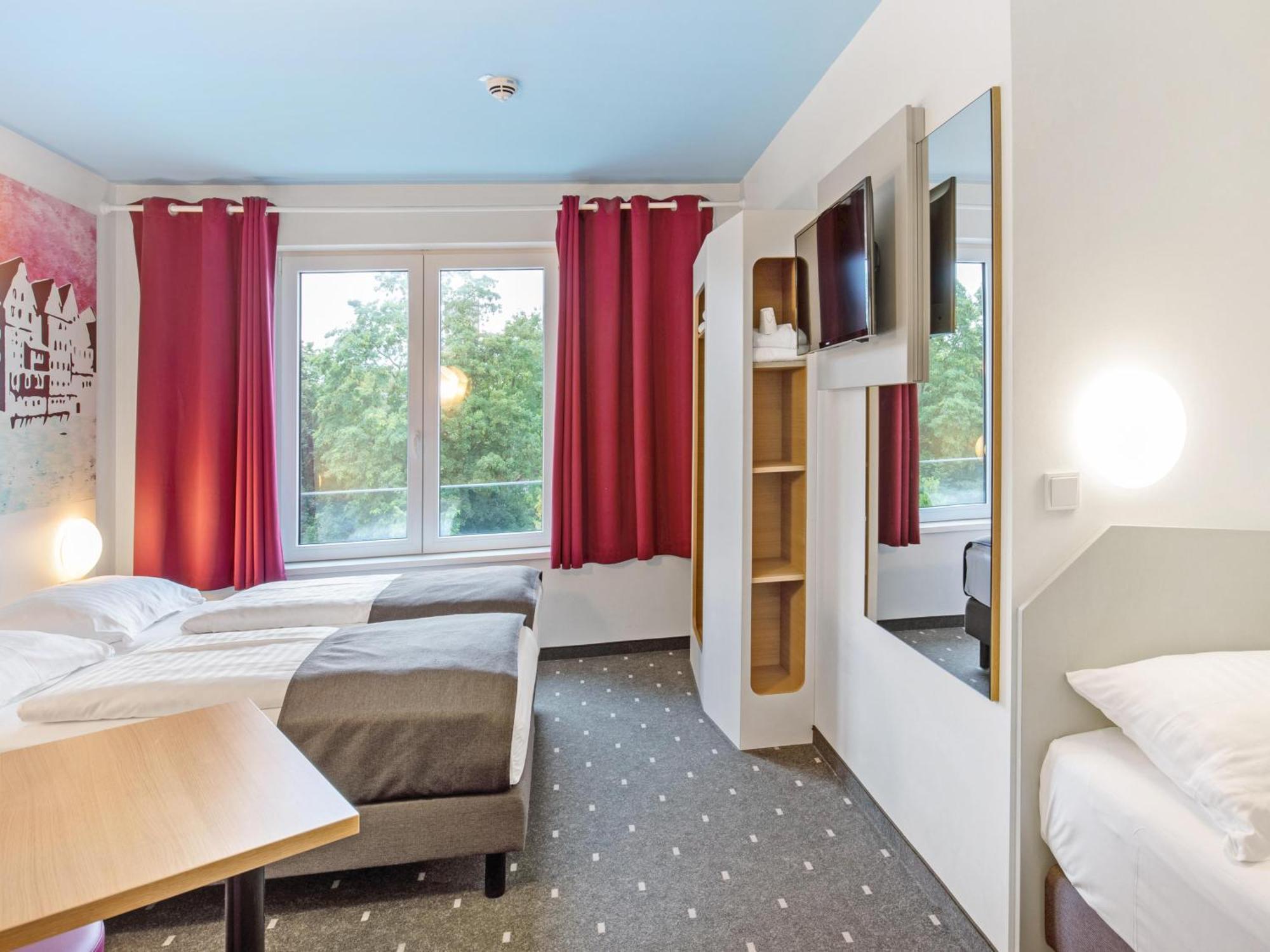 B&B Hotel Lueneburg Екстериор снимка