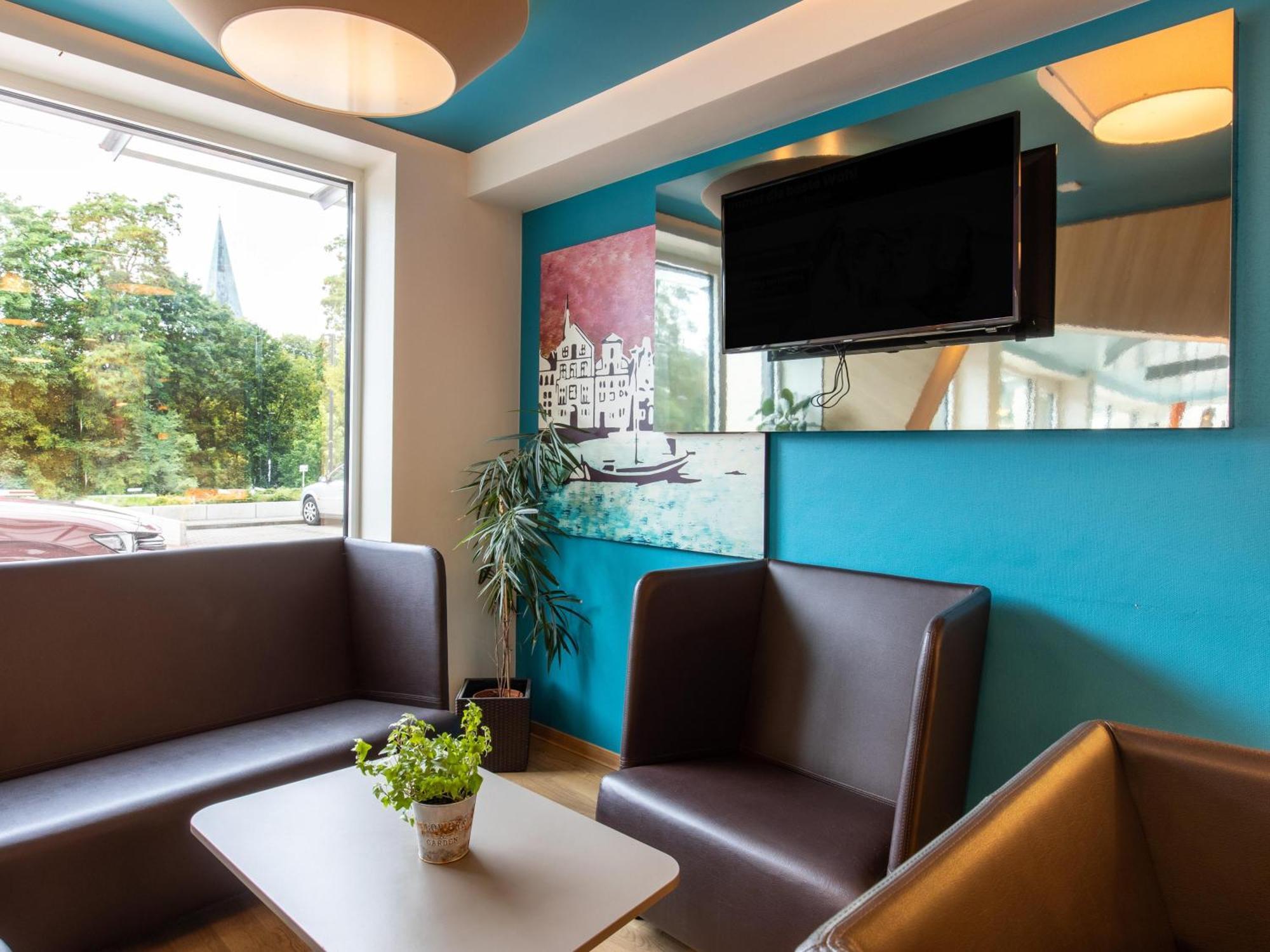 B&B Hotel Lueneburg Екстериор снимка