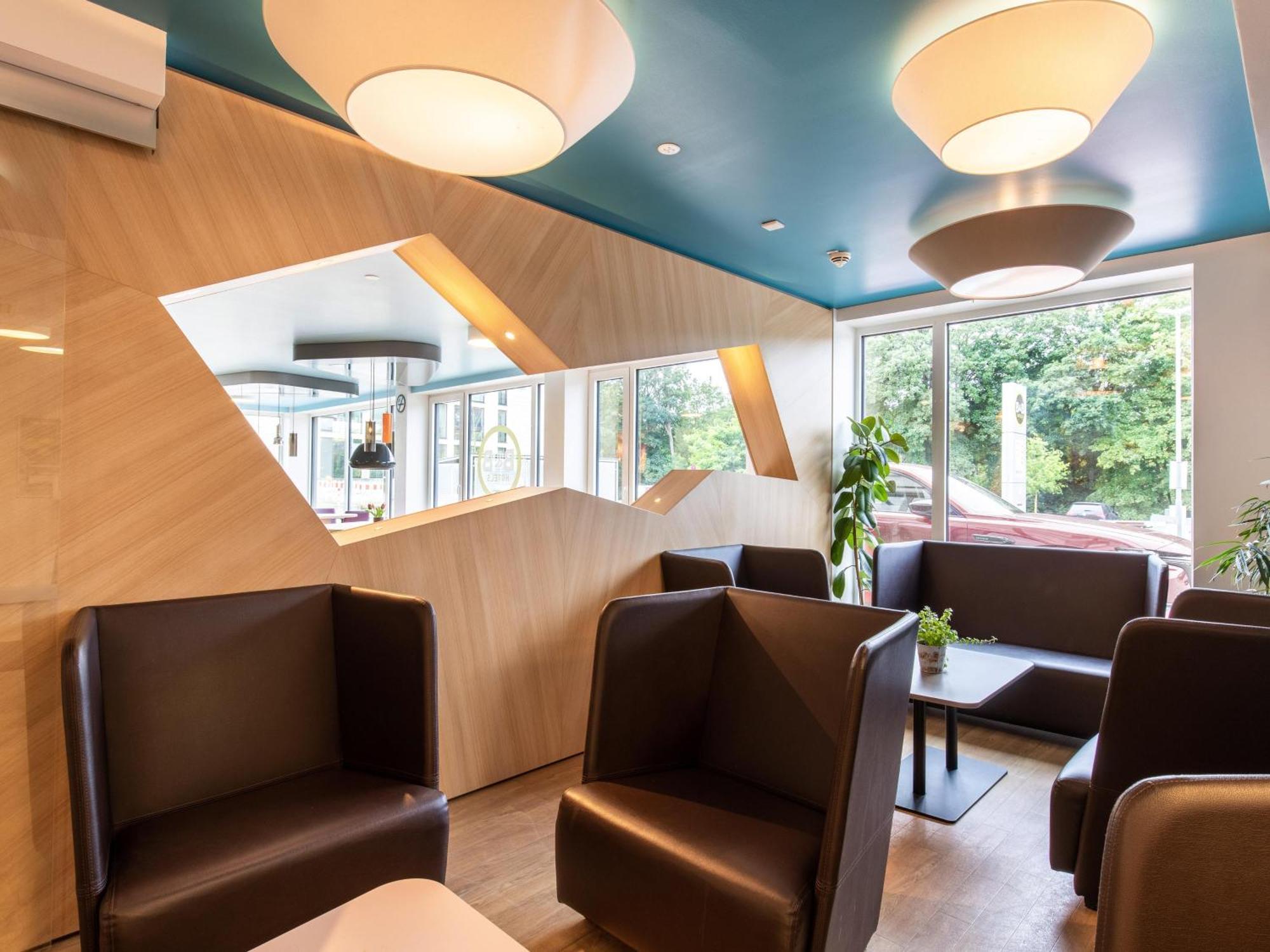 B&B Hotel Lueneburg Екстериор снимка