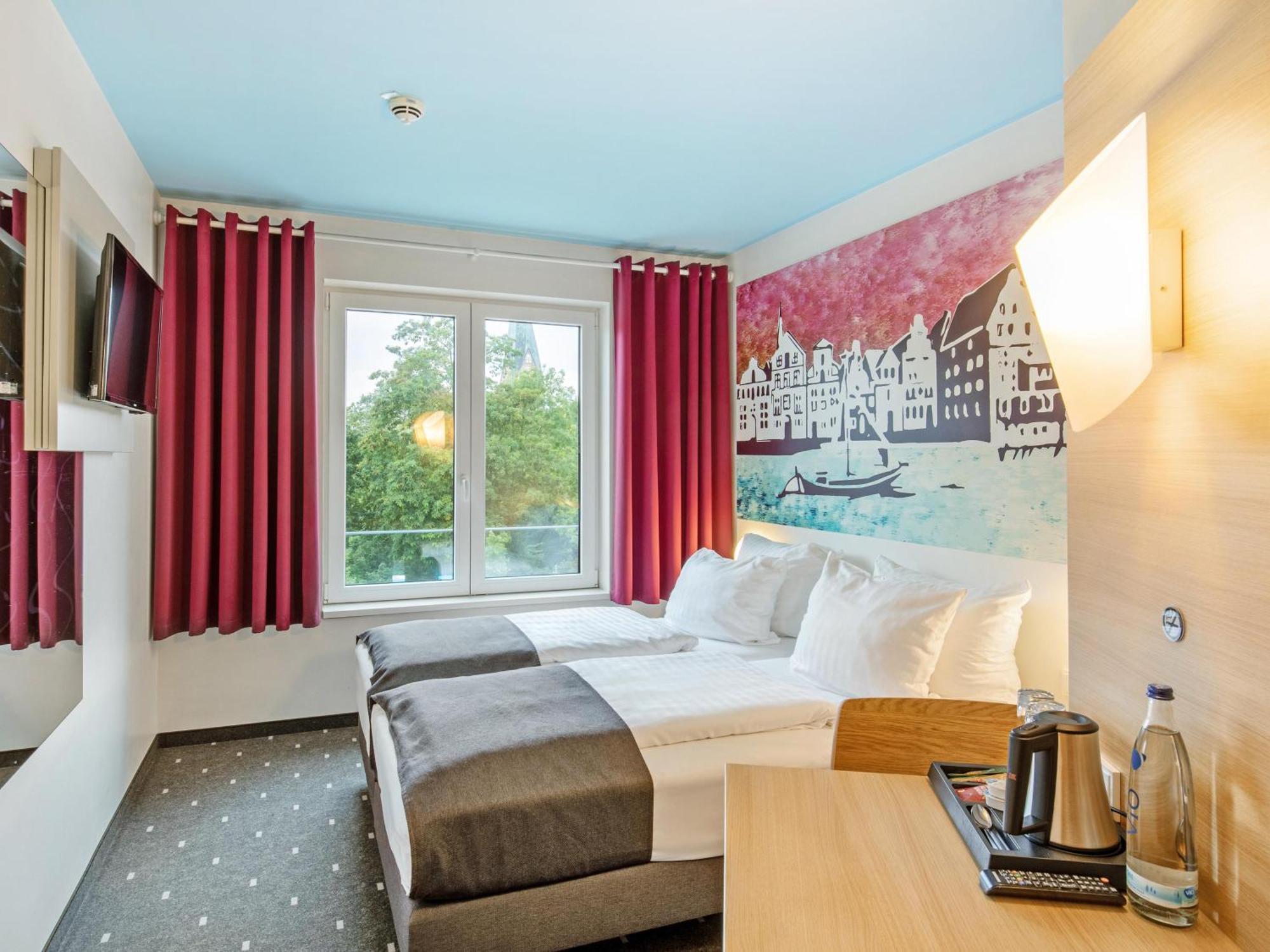 B&B Hotel Lueneburg Екстериор снимка